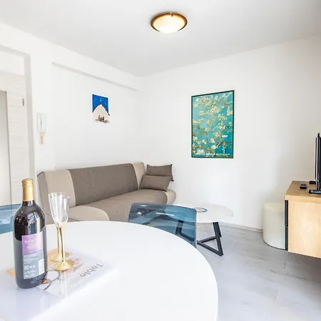 Apartman Diving In