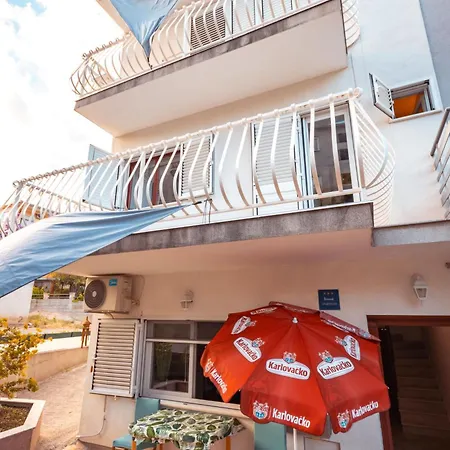 Apartman Diving In *