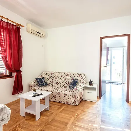 Apartman Diving In