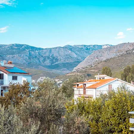 Diving In Apartment *